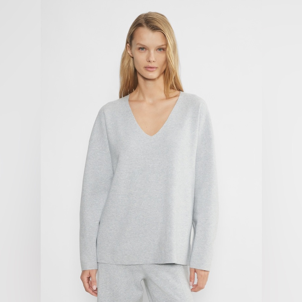 The Group (Aritzia) Souvenir Sweater - Black